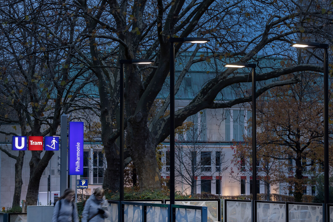 Der U-Bahnhof Philharmonie in Essen: barrierefrei zugänglich, auf aktuellem Sicherheitsstandard und mit frischer Beleuchtung.