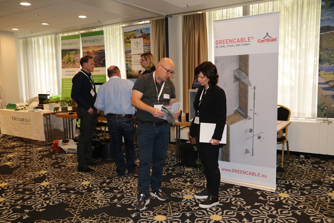 Eine Fachausstellung begleitete den Kongress.