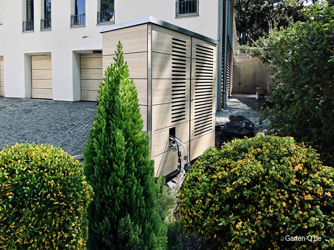 Einhausung in Holzdekor