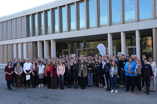 Die Stipendiatinnen und Stipendiaten mit ihren F�rderern