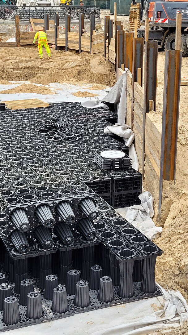 Das modulare Blockrigolensystem ACO Stormbrixx lsst sich individuell den Gegebenheiten anpassen.