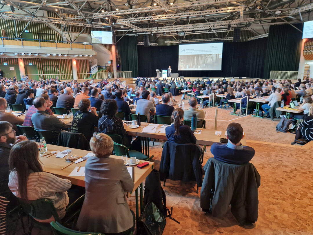 Bauleiter:innen-Gespr�che XXL: Die Veranstaltungshalle in Hagen bot rund 600 Teilnehmenden Platz.