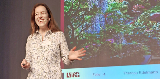 Theresa Edelmann, ISL