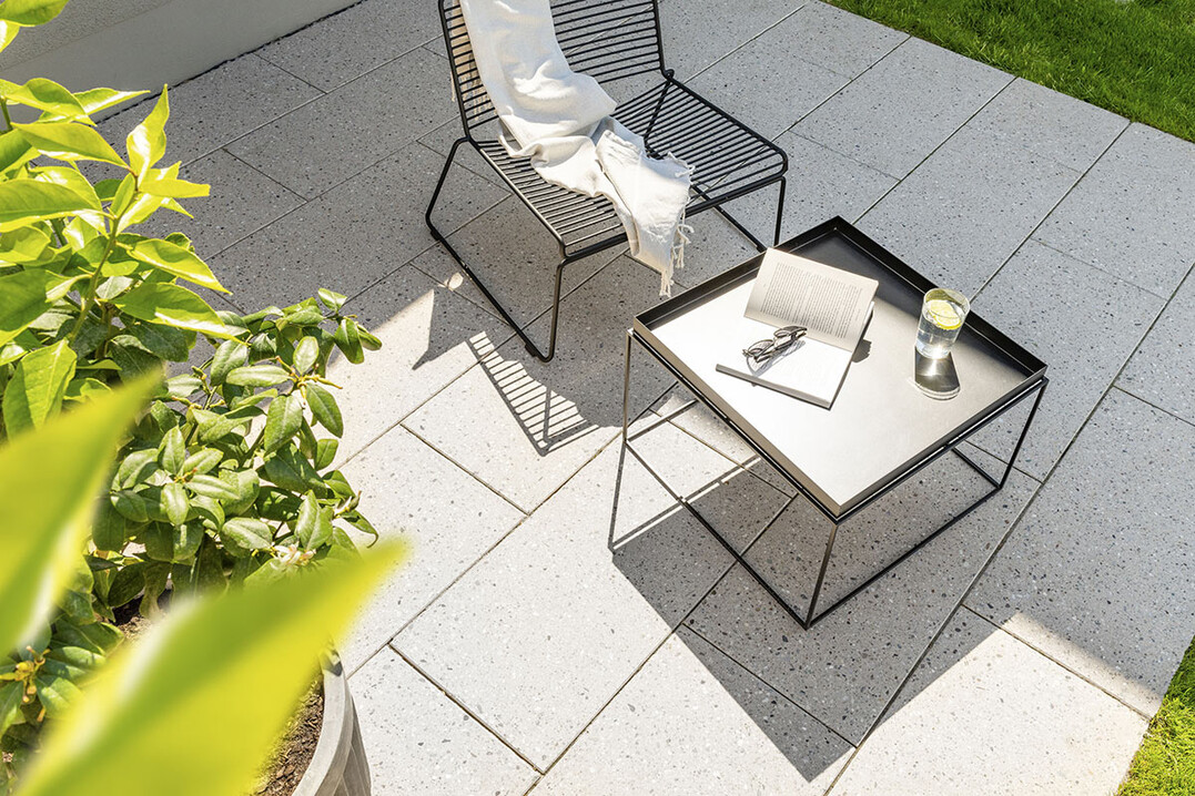 GDM.CASADO light mit sanft geschliffener Oberfl�che verleiht Au�enfl�cheneine elegante, wohnliche Note � nat�rlich und best�ndig.