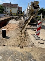 Verfüllen der Baugrube mit Flüssigboden