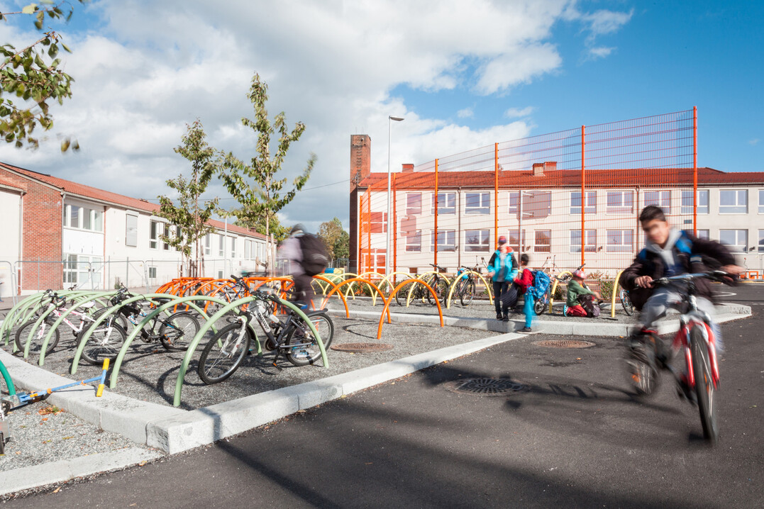 Fahrradstellpltze B

y an der Manglerud Scole