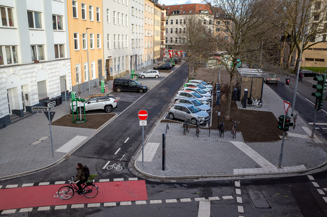 Das Bachpltzchen erhielt die bisher grte Revitalisierung und mauserte sich zu einem Platz zwischen Begegnung und Mobilitt.