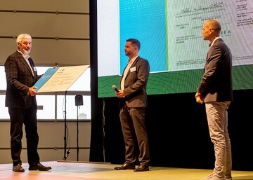Geschftsfhrer Holger Sasse sowie Vertreter der EPEA GmbH aus Hamburg 