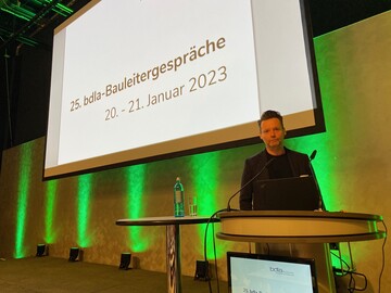 bdla-Prsident Stephan Lenzen konnte in Bochum 430 Besuchende begren.