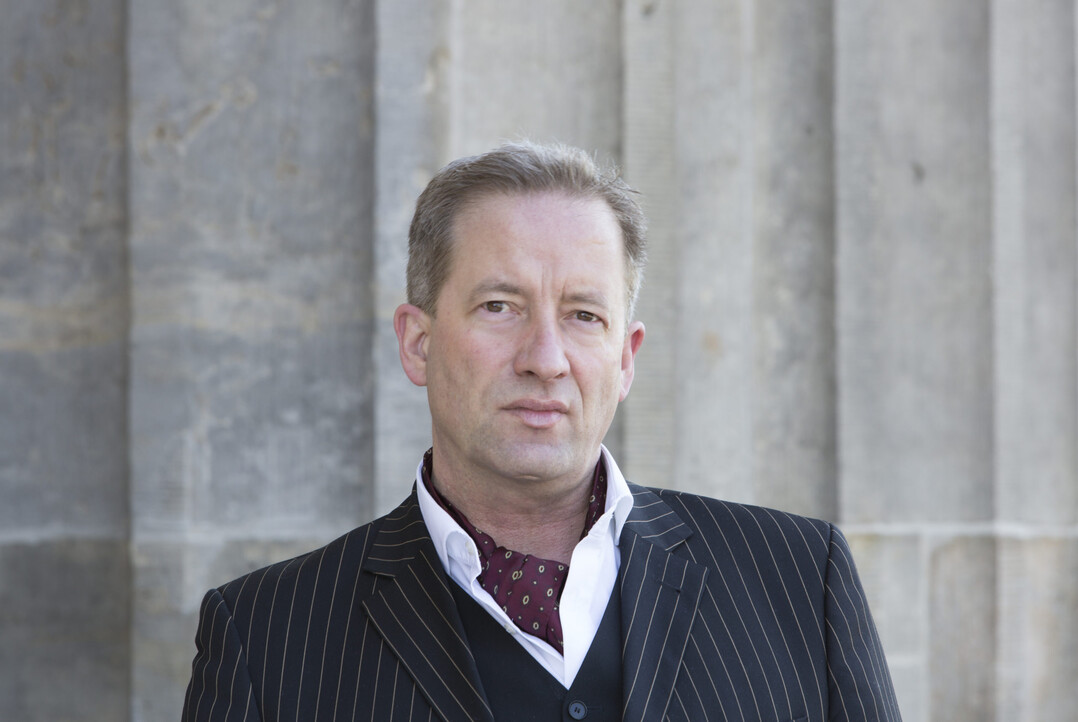 Dr. Benedikt Gebel