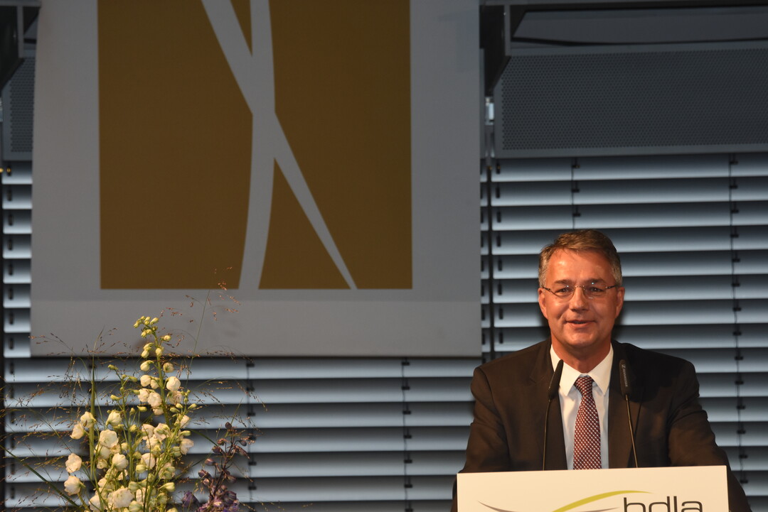 Gunther Adler ist für GaLaBau und Landschaftsarchitektur ein fachkundiger Ansprechpartner