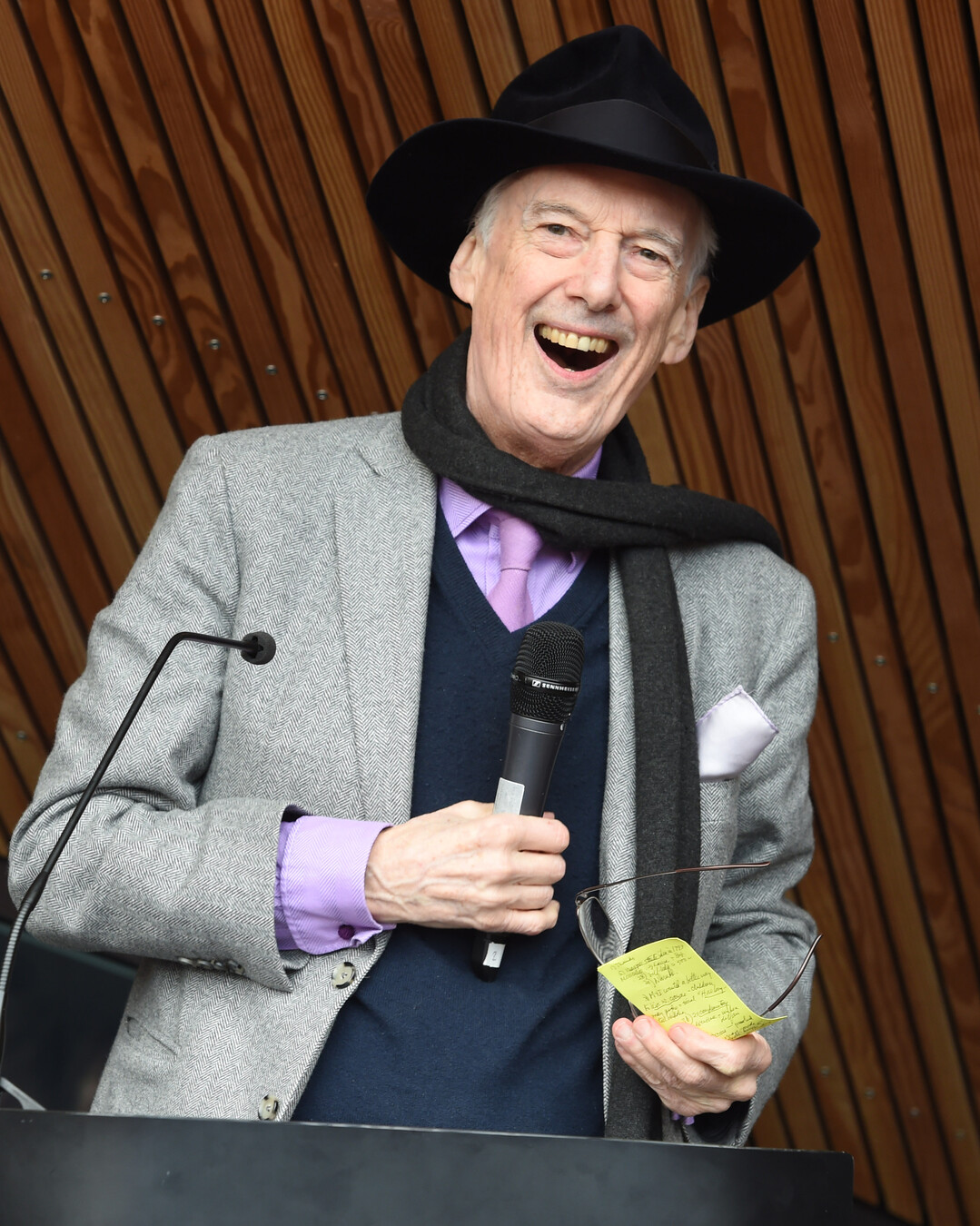 Charles Jencks bei der Erffnung eines Maggie"s Krebszentrums in Schottland im Jahr 2017.