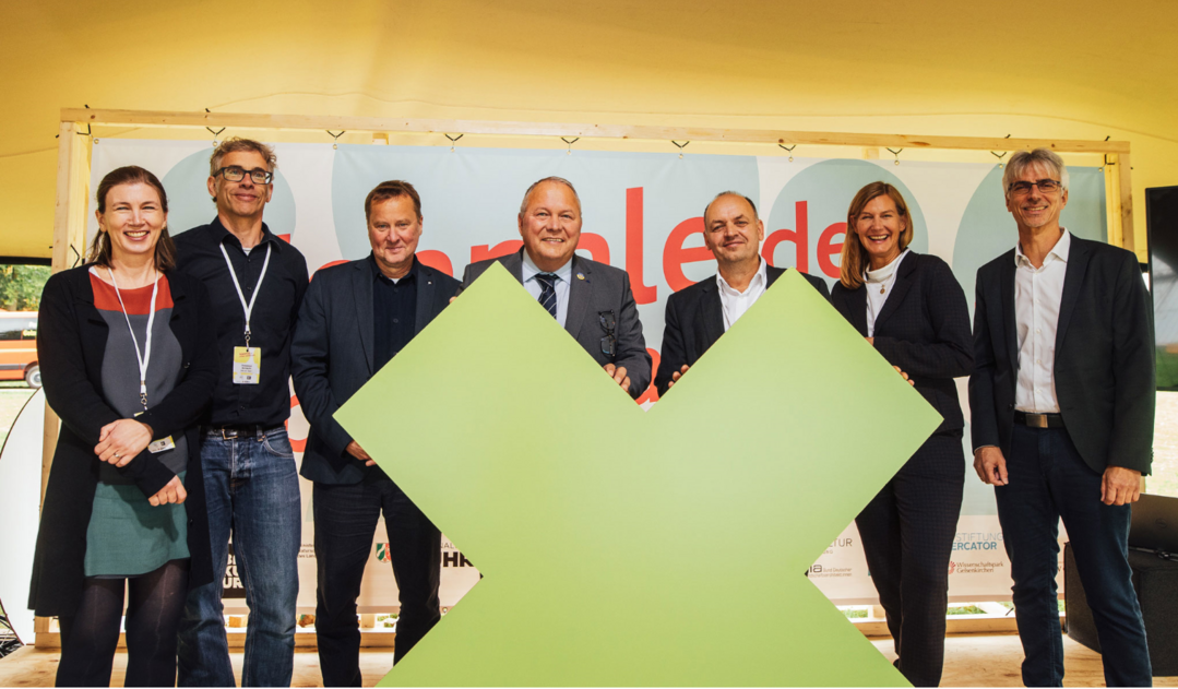 v.l. Melanie Kemner, Sebastian Schlecht, Peter Köddermann, Josef Hovenjürgen, Viktor Haase, Nina Frense, Wolfgang Jung