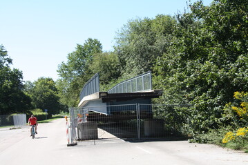 Diese Brcke sucht ein neues Zuhause...