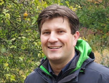 Vielen Lesern ist Jonas Reif noch als langjhriger Verantwortlicher Redakteur der Ulmer-Fachzeitschriften Gartenpraxis und Grten bekannt. 