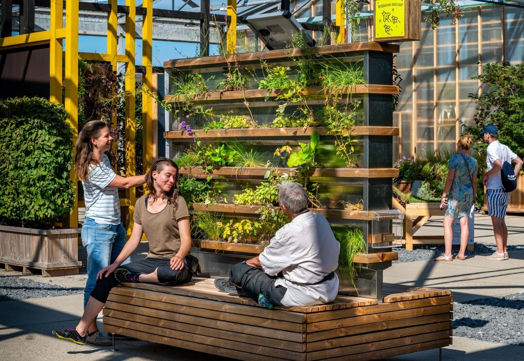 Zukunft der Stadtmblierung: MobiGa"s vertikale Grten setzen neue Mastbe in Urbanitt und kologie.