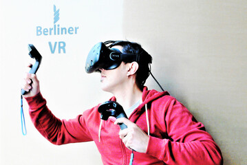 Der Weltmarktfhrer fr Seilspielgerte setzt im Bereich Produktentwicklung und Kommunikation auf virtuelle Realitt und ist damit auch in technologischer Hinsicht fhrend in der Branche.