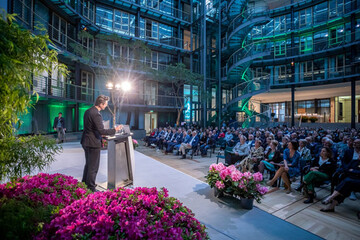 Die Preisverleihung mit Bundesbauministerin Klara Geywitz fand am 13. Mai 2022 im Allianz Forum in Berlin statt.