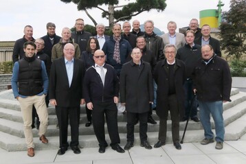 Die Teilnehmer des Treffens der Lizenzgruppe der braun-steine GmbH