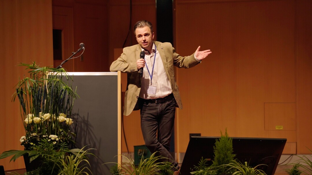 Prof. Dr. Gabor Vasas, University Debrecen